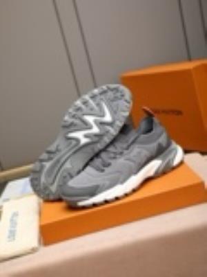 cheap quality Men's Louis Vuitton Shoes Model No. 830